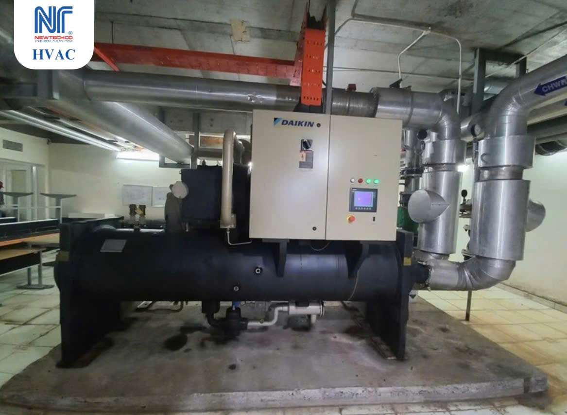 Máy làm lạnh nước chiller